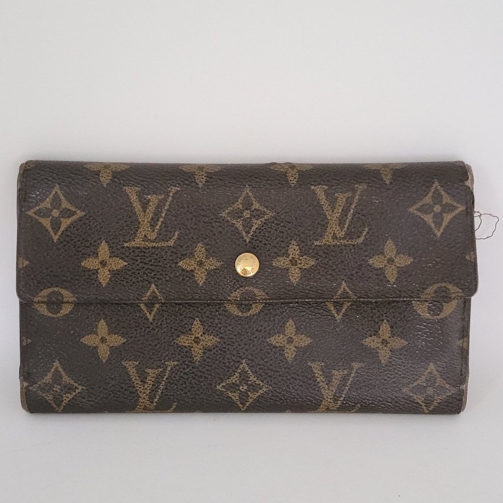Louis Vuitton Monogram Portefeuille International Trifold Wallet